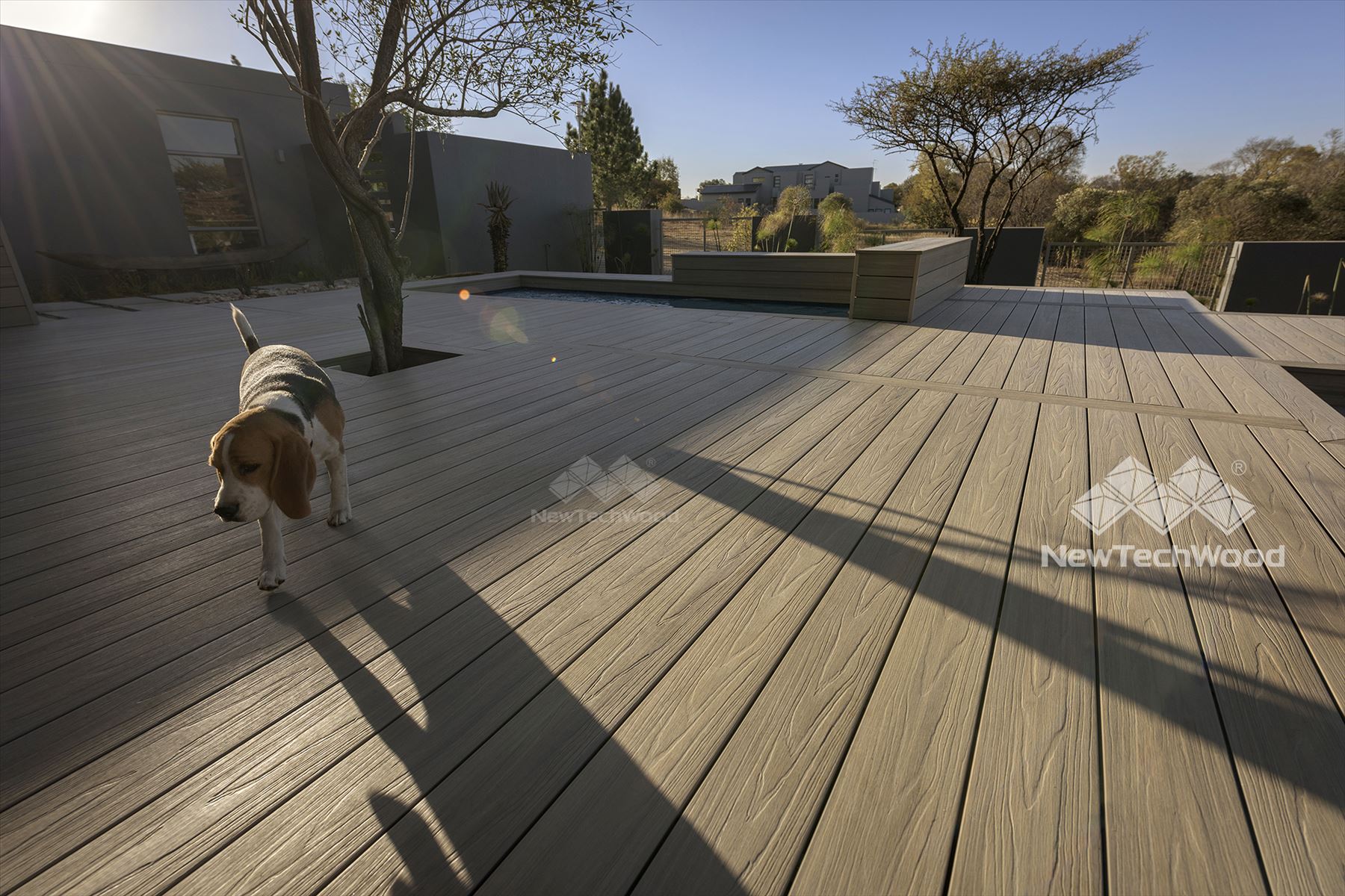 NewTechWood_UltraShield_Decking_58.jpg